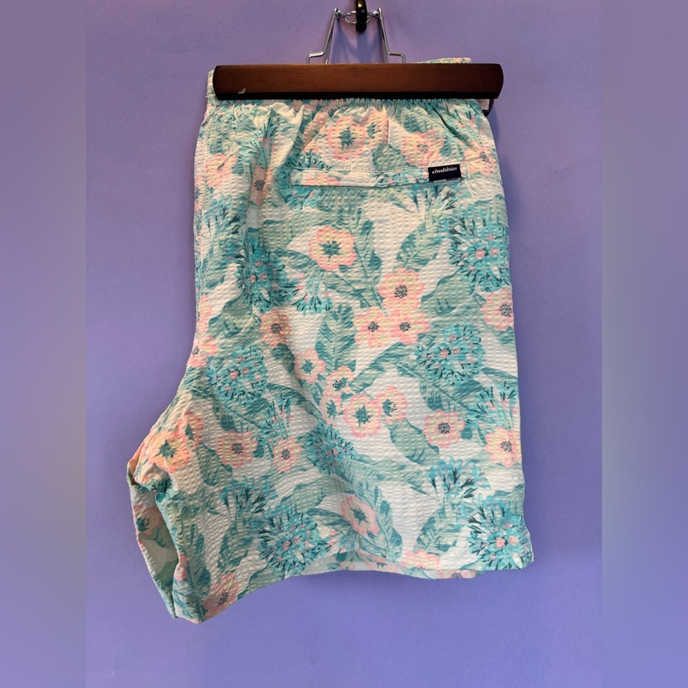 Chubbies Veranda Nights 5.5" Seersucker Swim Trunk - Picture 1 of 4